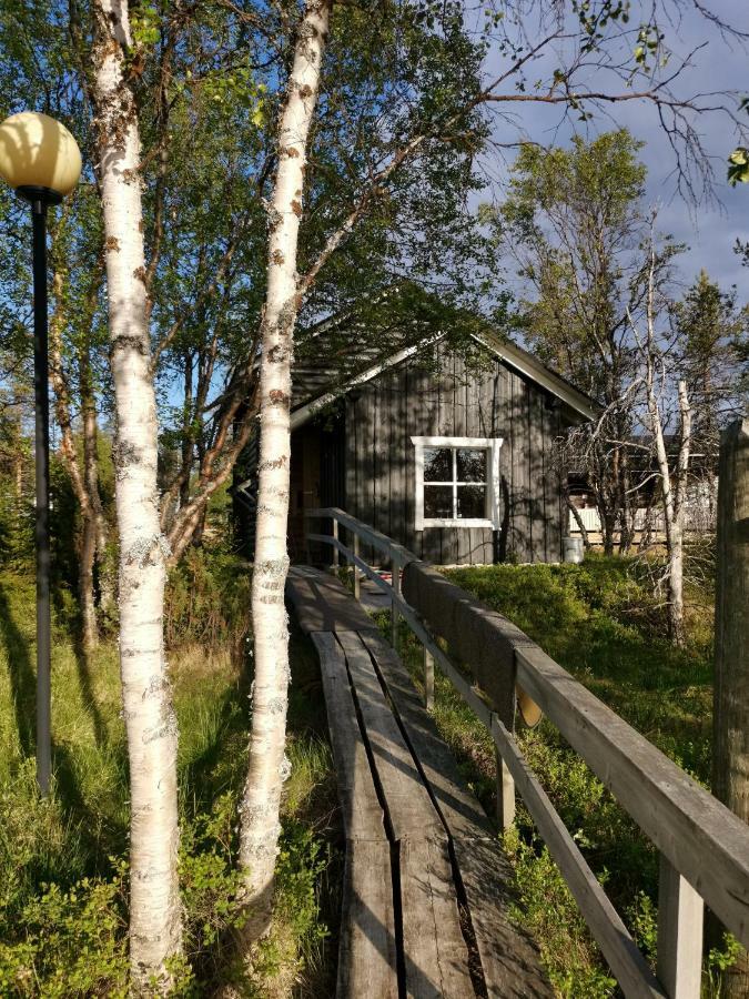 סאריסלקה Wilderness Hotel Muotka & Igloos מראה חיצוני תמונה